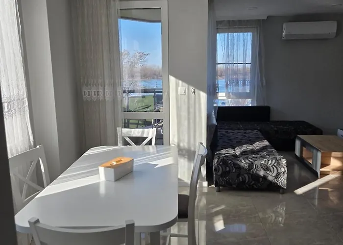 мостова 30 公寓 鲁塞